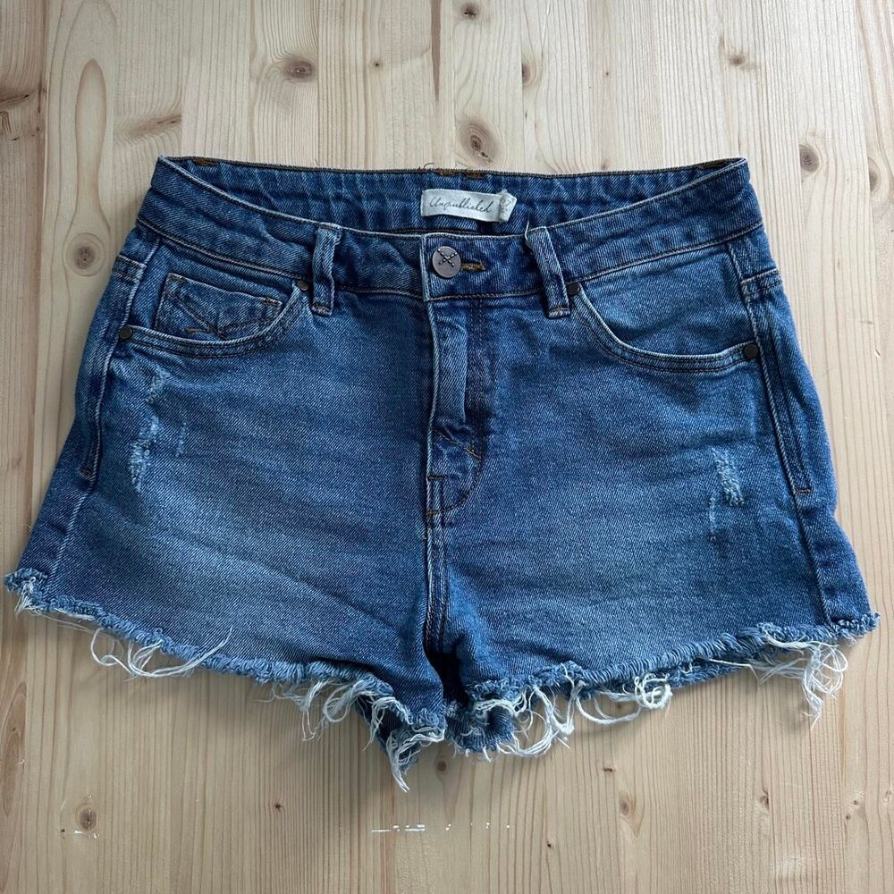 Unpublished blue denim cutoff distressed shorts. 27